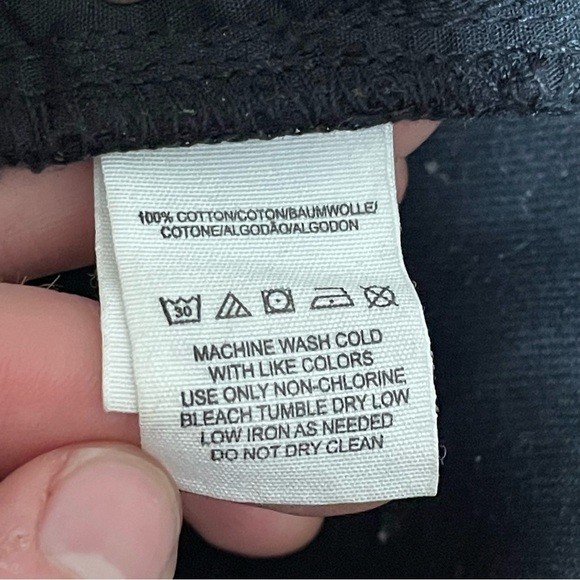 Free People Black Distressed Cut Off Cotton Denim Button Fly Shorts EUC Size 28 - Picture 6 of 8